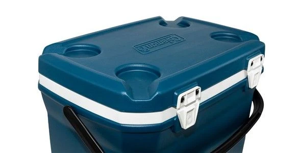 Coleman XTreme Cooler - 28 Quart 5 Coleman XTreme Cooler - 28 Quart - Image 3
