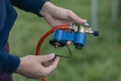 Campingaz Twin Connection CV/R Regulator Kit 12 Campingaz Twin Connection CV/R Regulator Kit -Camp Gear Area campingaz twin connection image 2