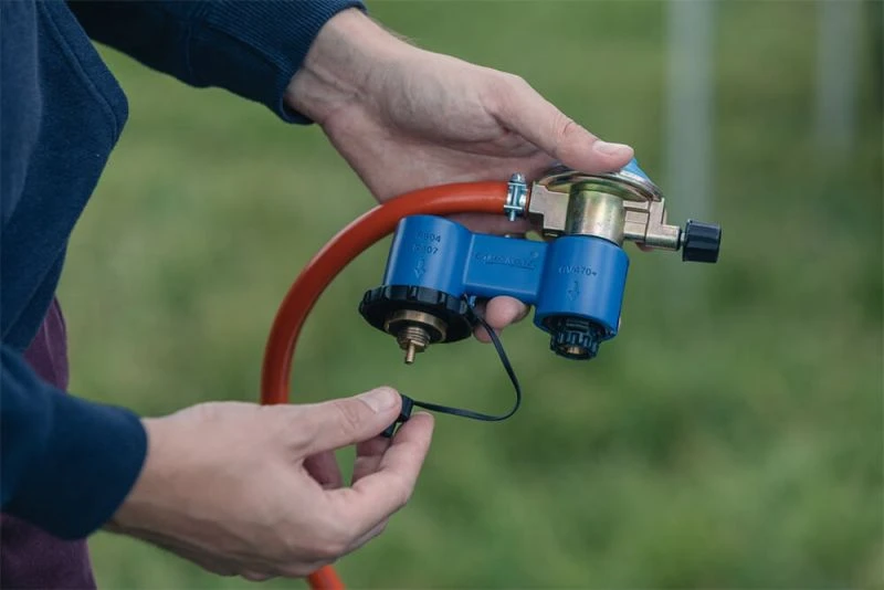 Campingaz Twin Connection CV/R Regulator Kit 5 Campingaz Twin Connection CV/R Regulator Kit - Image 3